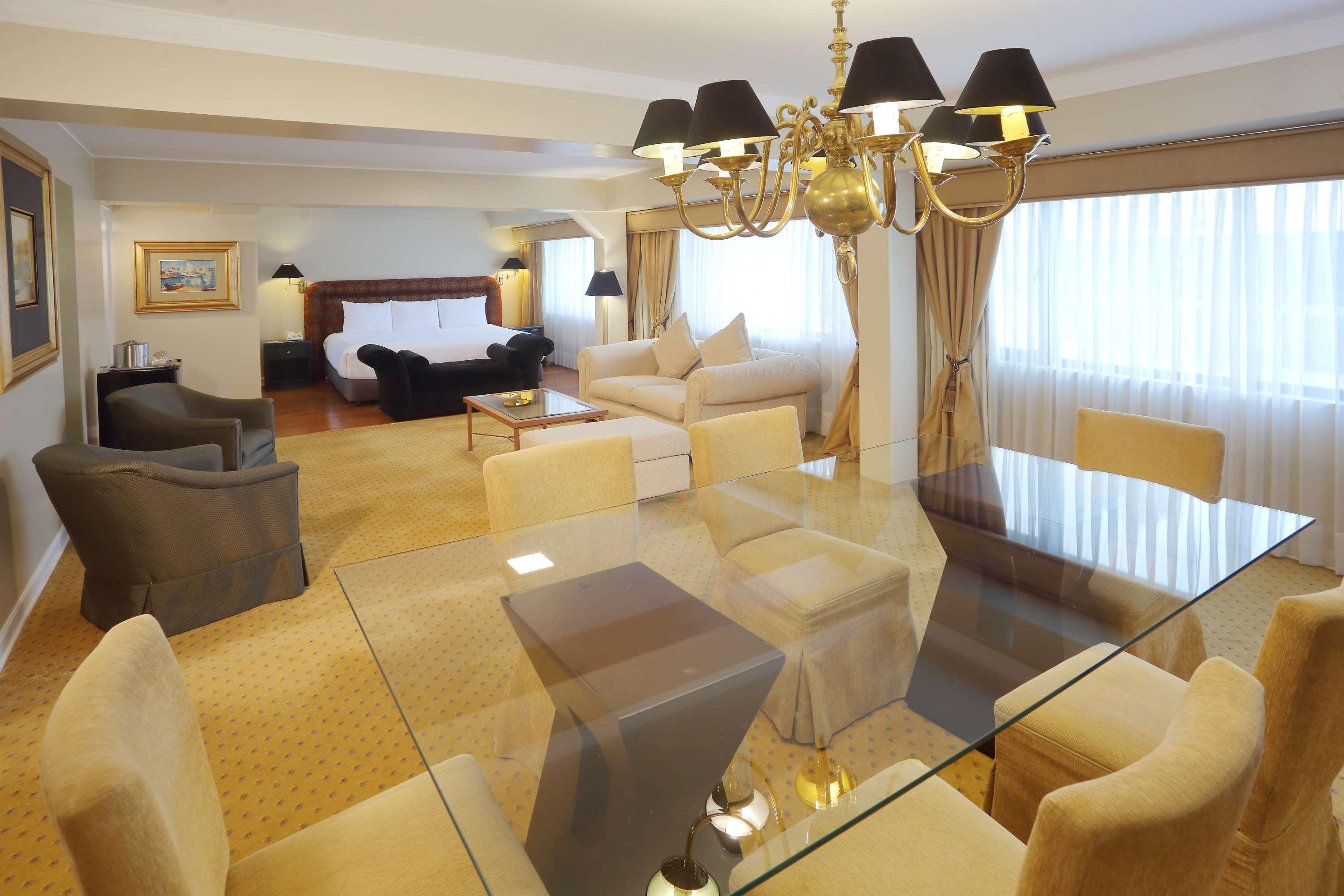 Radisson Hotel Plaza Del Bosque Lima Extérieur photo