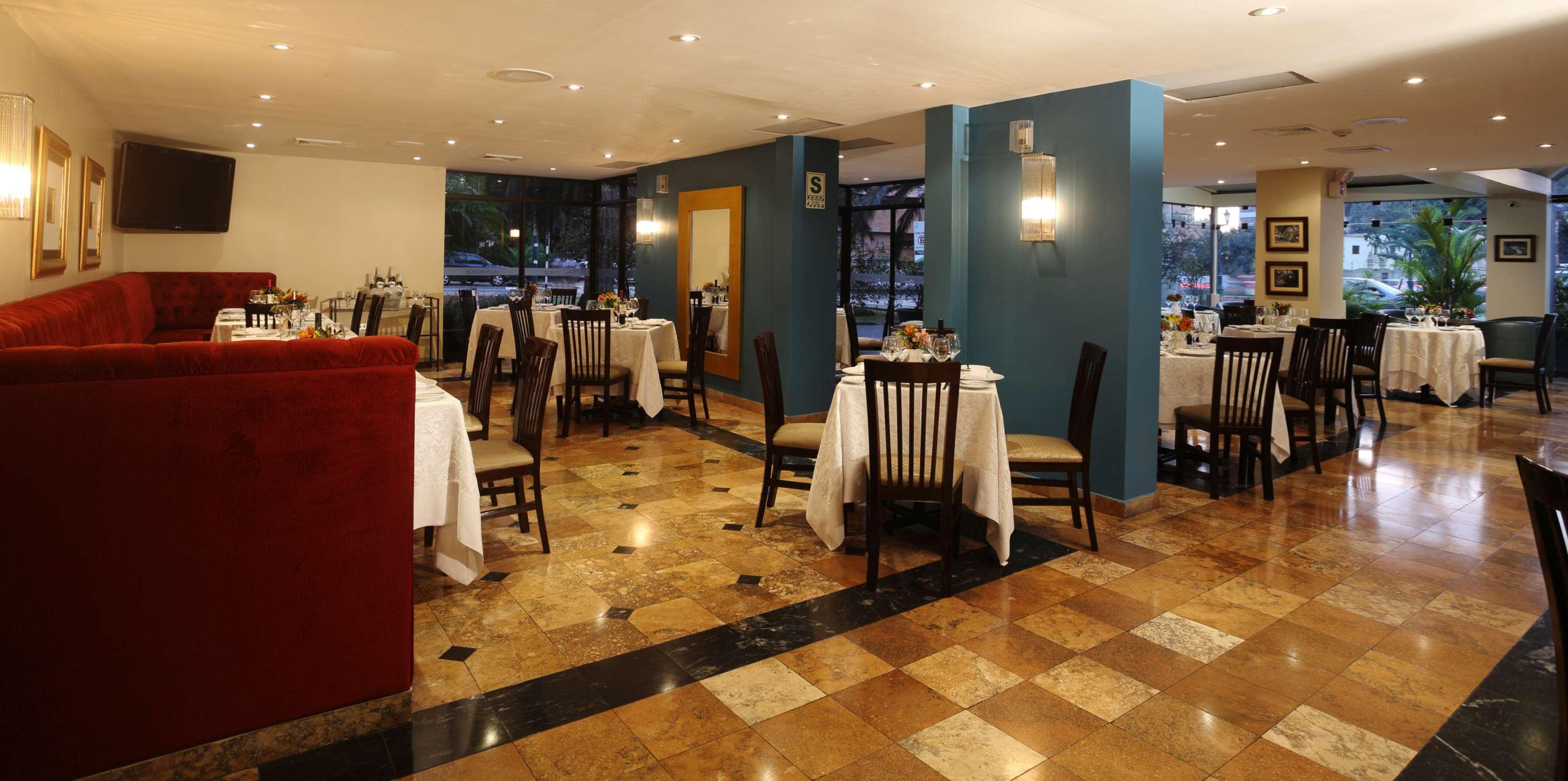Radisson Hotel Plaza Del Bosque Lima Extérieur photo