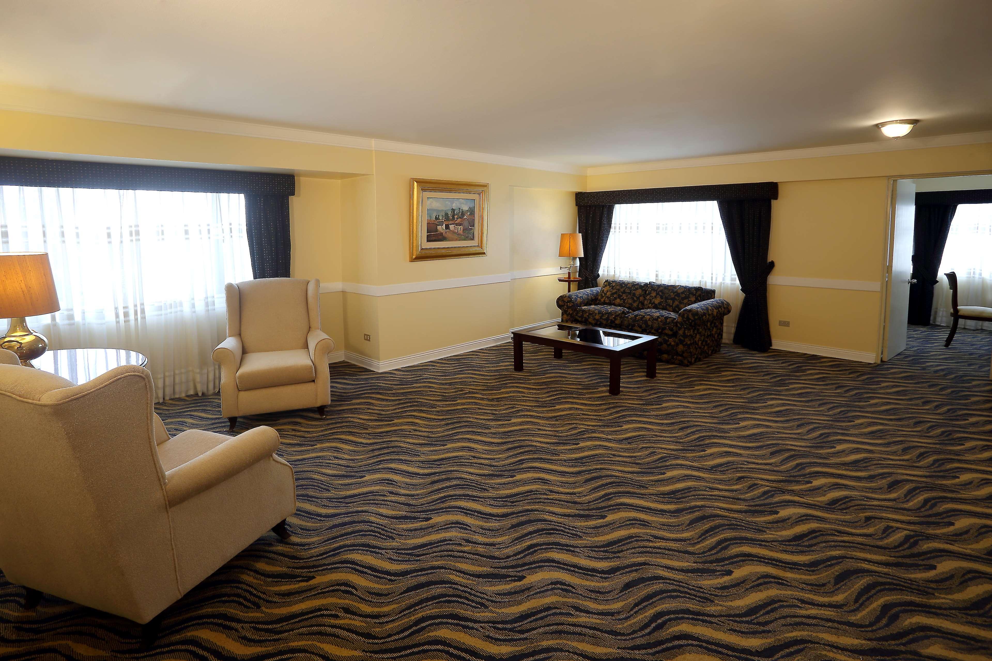 Radisson Hotel Plaza Del Bosque Lima Extérieur photo