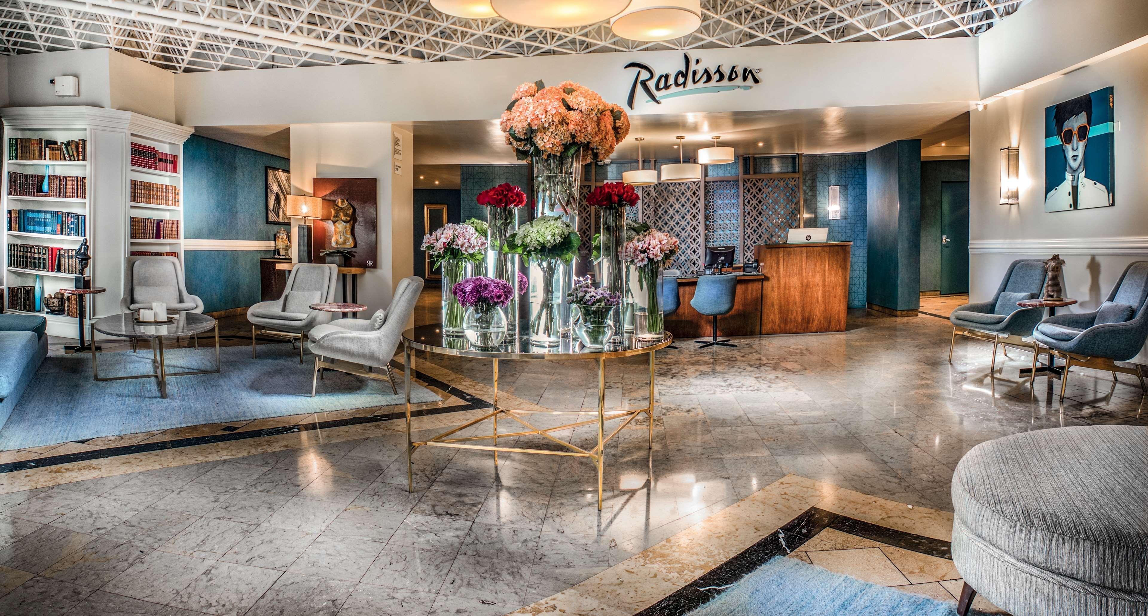 Radisson Hotel Plaza Del Bosque Lima Extérieur photo
