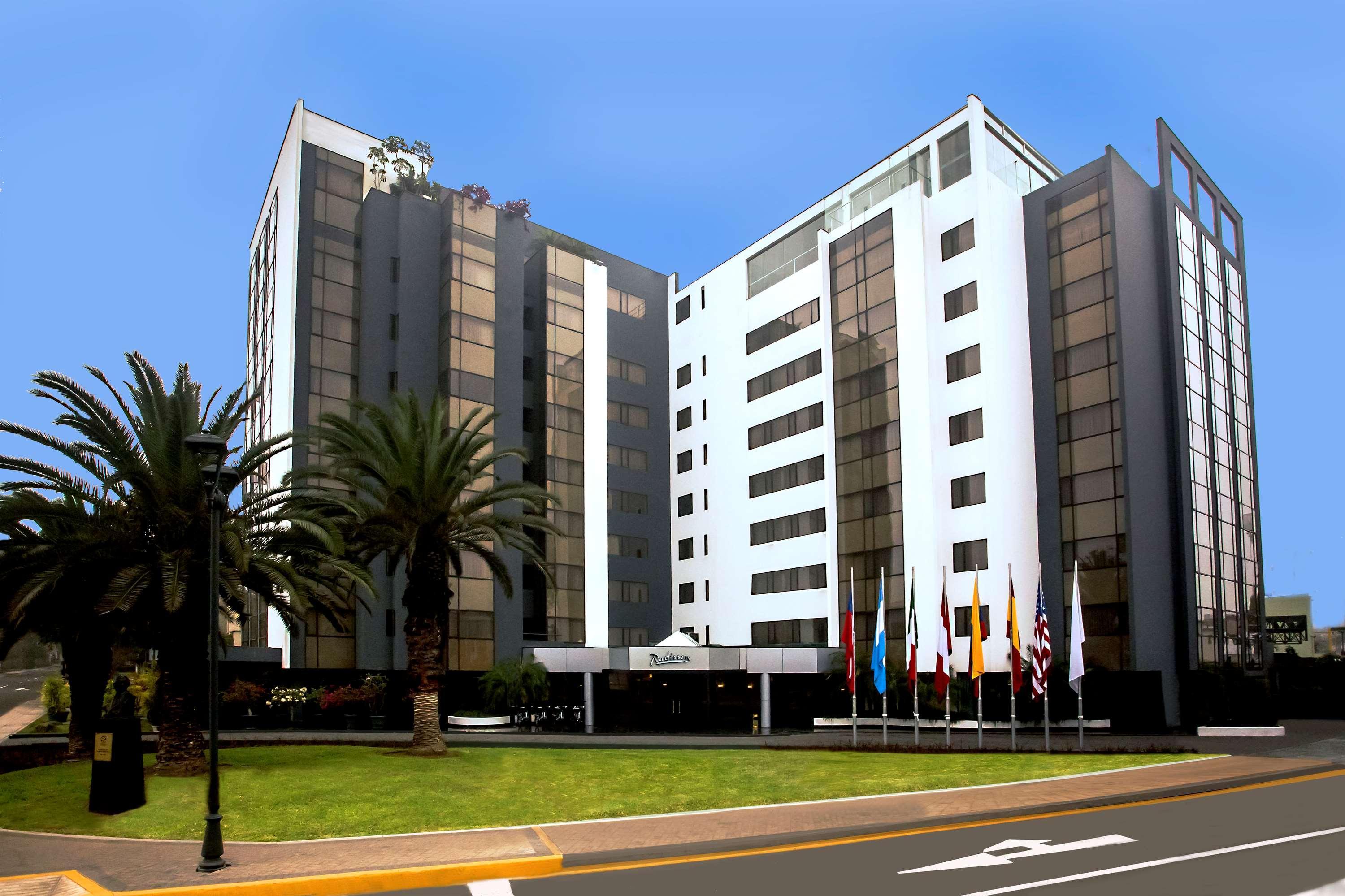 Radisson Hotel Plaza Del Bosque Lima Extérieur photo